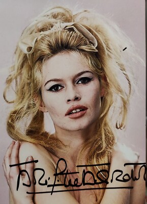 Brigitte Bardot autograph, 13x18 cm