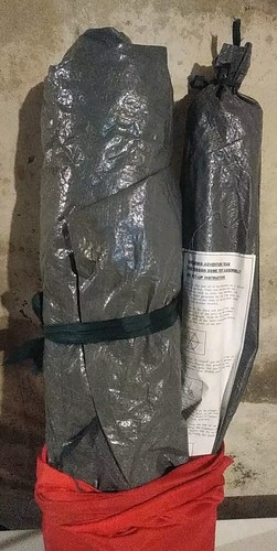 Vintage 90's Marlboro Adventure Team Green 2 Person Dome Tent In Bag NO RAIN FLY - Picture 4 of 6