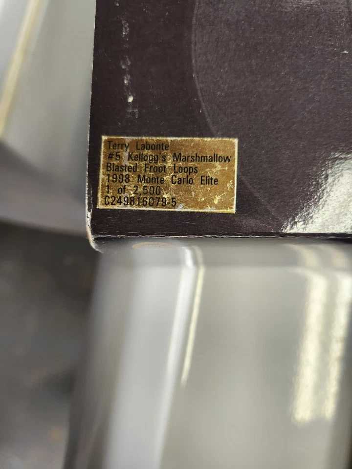 Coche de élite Terry Labonte 1998 escala 1:24 Kellogg's Marshmallow Blasted Froot Loop Foto 3 de 3