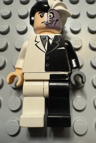 Lego Batman Two-Face Minifigure 7781