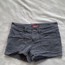 UNIONBAY Gray Solid Juniors Cargo Shorts Size 7 Button Closure Cargo Pockets