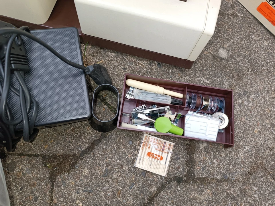 NÄHMASCHINE PFAFF Sunchromatic 1215 IDT Jeans Leder Seide Baumwolle - Bild 2 von 4