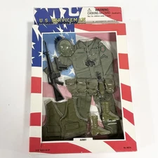 ARMY US SERVICEMAN MEMORIAL COLLECTION VIETNAM WAR OUTFIT 12” Doll  98378