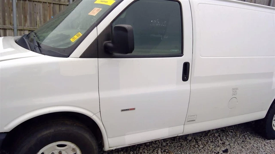 Б/у переднее центральное внутреннее зеркало заднего вида подходит для: 2019 Chevrolet Express 2500 ВА - Изображение 2 из 4