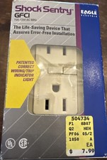 COOPER SHOCK SENTRY GFCI/DDFT/ICTA 15A-125V - DUPLEX RECEPTACLE VGF15GY-L GRAY