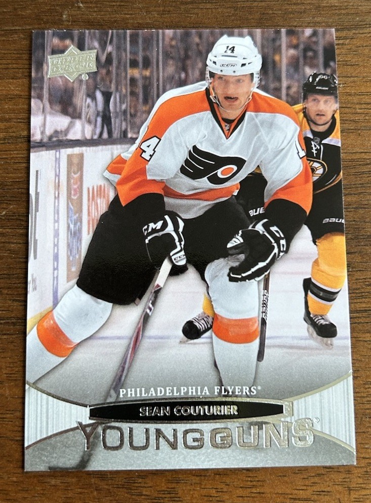 2011-12 UD Series 1 SEAN COUTURIER Young Guns Rookie RC #234 Flyers