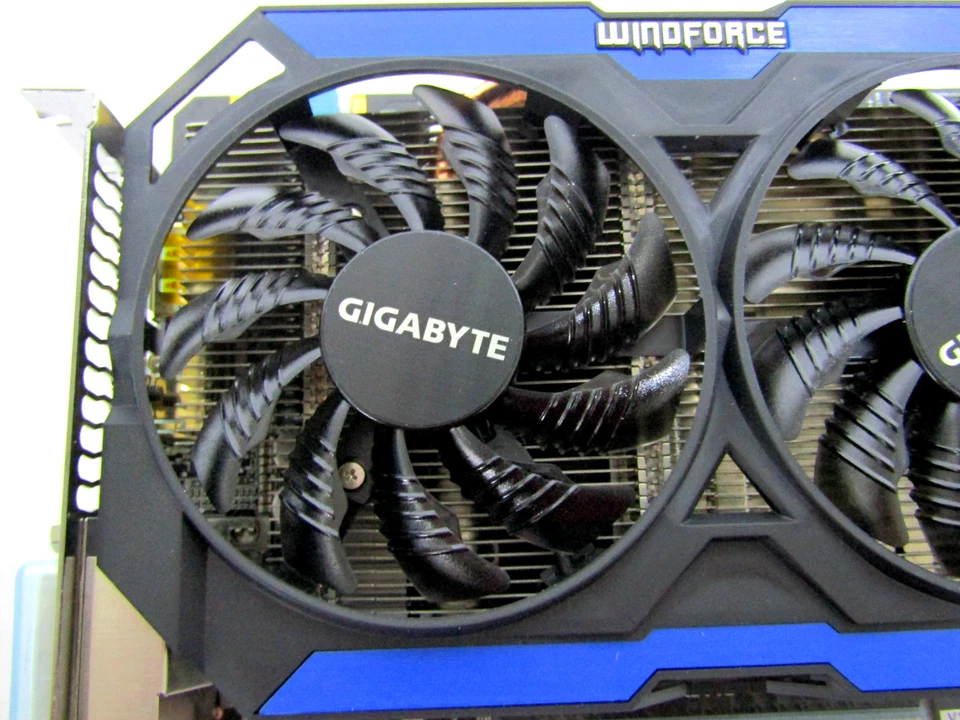 Gigabyte GeForce GTX 960 Windforce 4GB Graphics Card GV-N960OC-4GD - Image 3 of 4