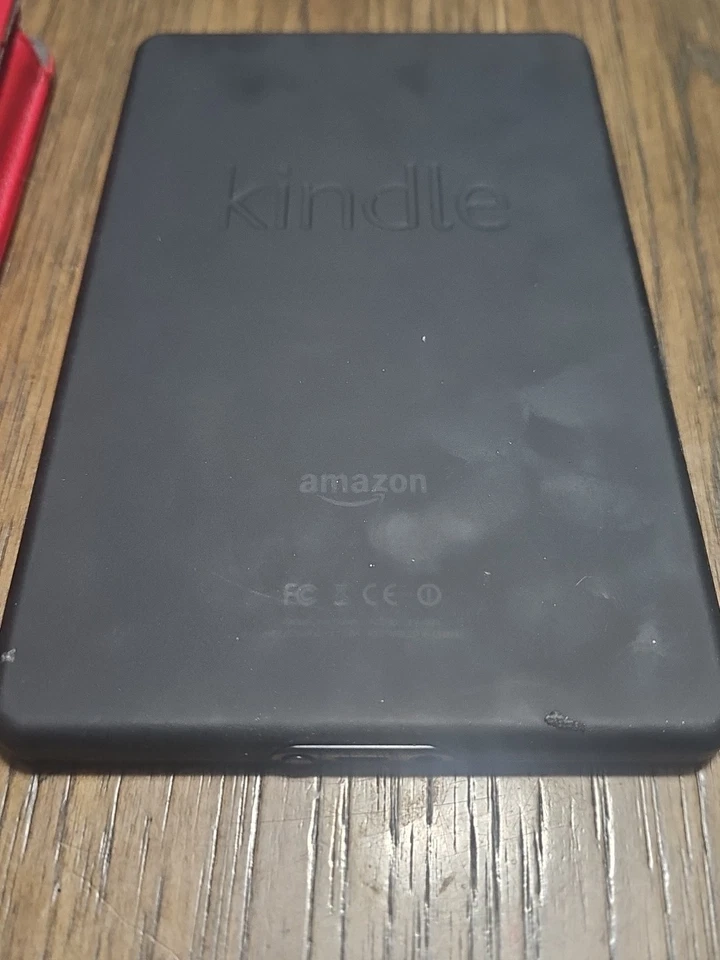 Amazon Kindle Fire 7" 1st Generation (D01400) 8GB Black Wi-Fi Tablet - Image 3 of 3