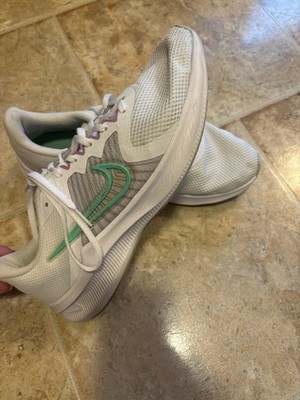 Nike Women's Downshifter 11 White/Green Glow Running Shoes Sz 11 CW3413