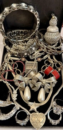 Vintage Estate Costume Jewelry Lot ! MONET, AVON and more!