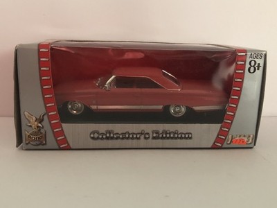 Lot Is For (1) 1:43 Yat Ming Die Cast 1964 Mercury Marauder Road Signature