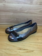 Trotters Danni Flats - Size 9