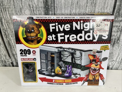 McFarlane Toys Five Nights at Freddy's Exclusive 209pcs Building Set - Picture 8 of 10