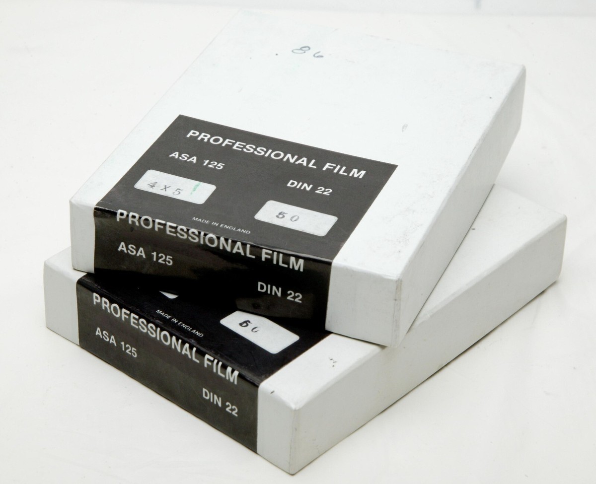 Professional 2x 50 Sheets 125 ASA NO Exp Ilford?  Sealed - Main Image