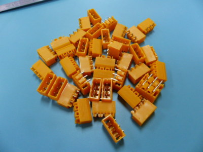 WAGO  231-533/001-000 Qty of 40 per Lot 3 pin Header right angle solder pin  1 x
