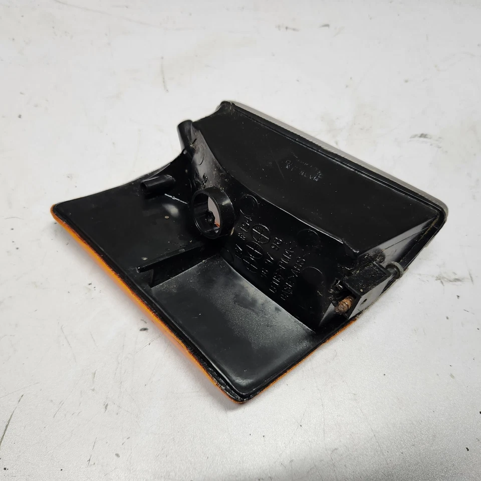 Lámpara de luz de señalización lateral izquierda delantera izquierda Jeep Grand Cherokee ZJ 93-98  Foto 3 de 3