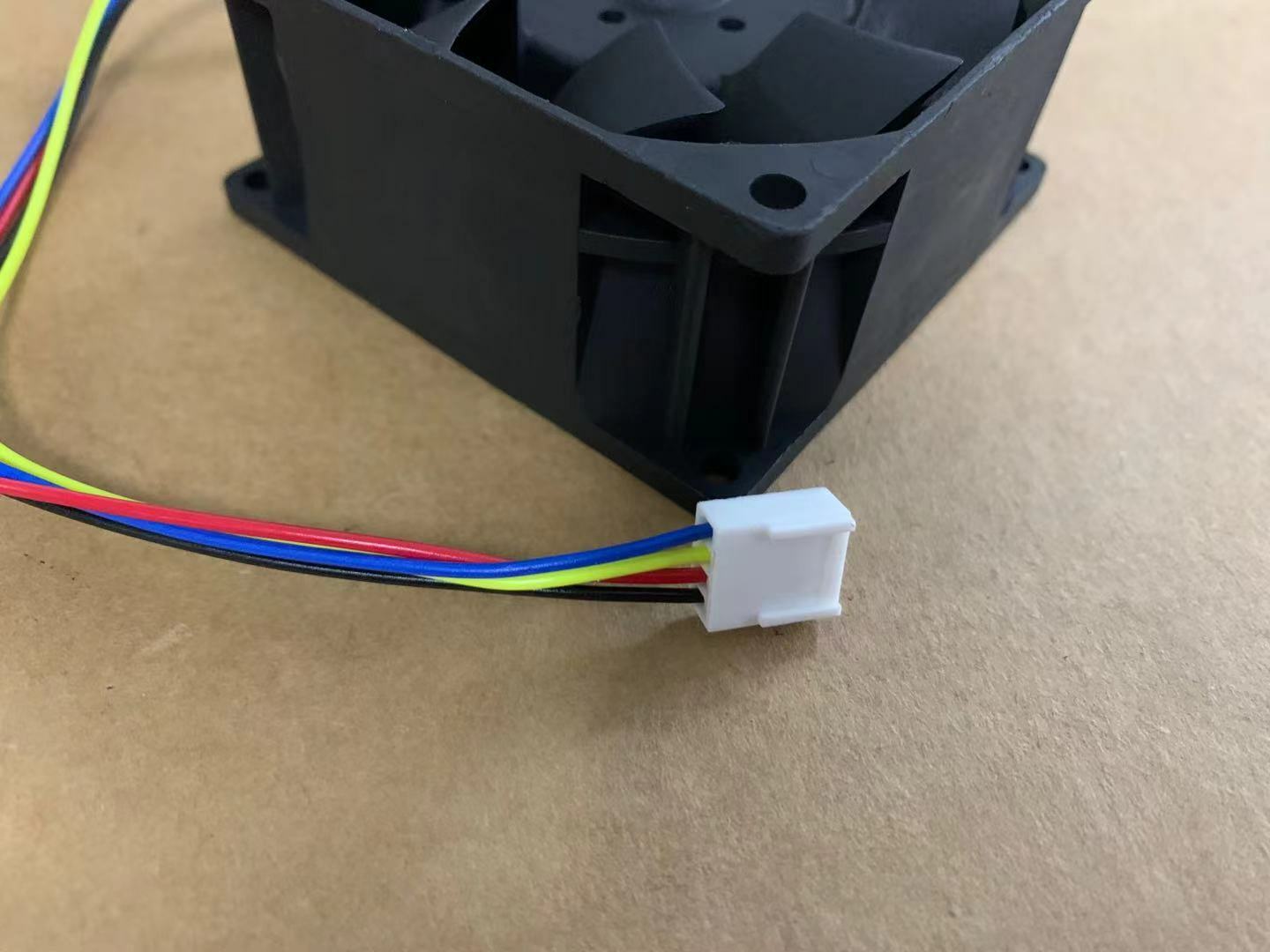 1pc Delta TFB0812UHE 8038 8CM 12V 2.34A 4-wire PWM Server Violence ...