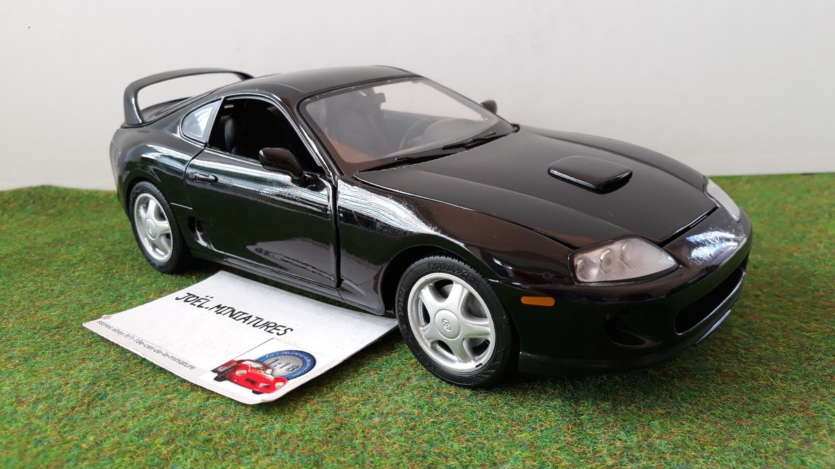 TOYOTA SUPRA noir black o 1/18 KYOSHO voiture miniature de