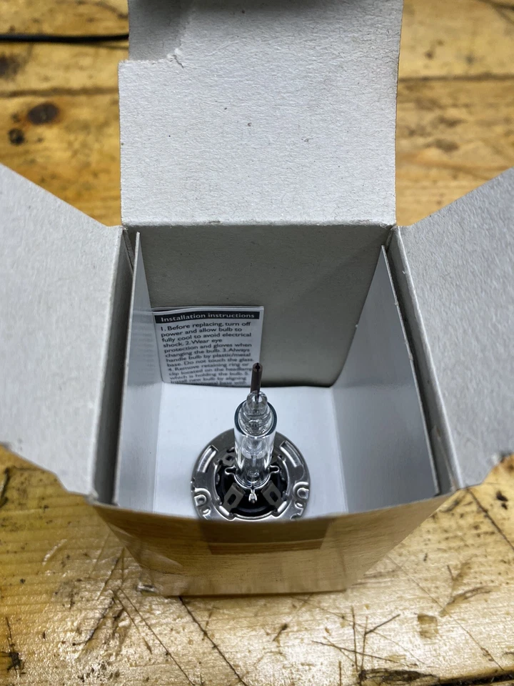 Bombilla de faro estándar - Paquete comercial individual Philips 85415C1 Foto 2 de 2