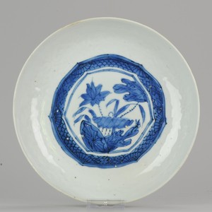 Antique Chinese Taste Wanli Porcelain 17th c Kraak porcelain dish with L...