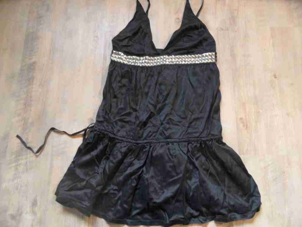 FAITH CONNECTION Seidentop m. Nietenbesatz schwarz Gr. S? w. NEU BI1016