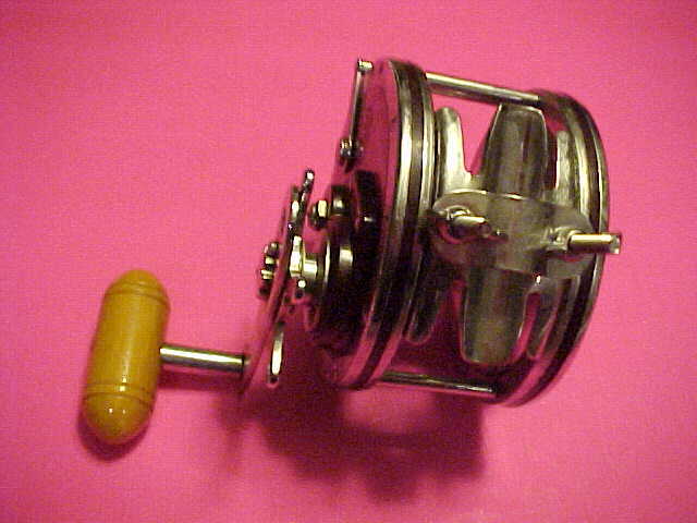 Manivelle De Moulinet Penn Senator 113H 4/0 - Pièce D'Origine 24-349 - Rouge