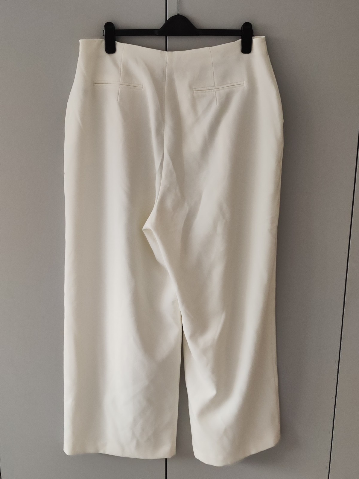 River Island Studio, Cream Wide Leg Trousers Size 18 image 2