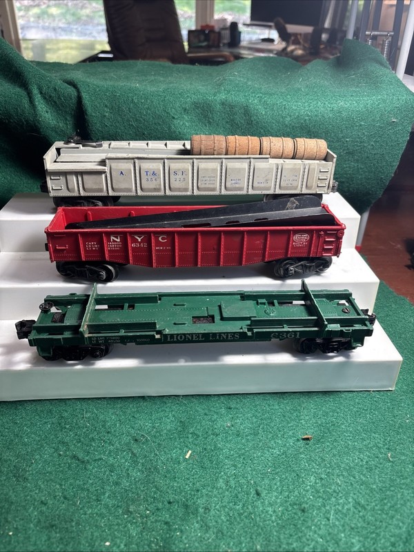 Lionel Freight Cars 356225, 6342, And 6361 Nice Cars