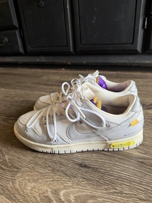 Nike Off-White x Dunk Low Lot 24 of 50