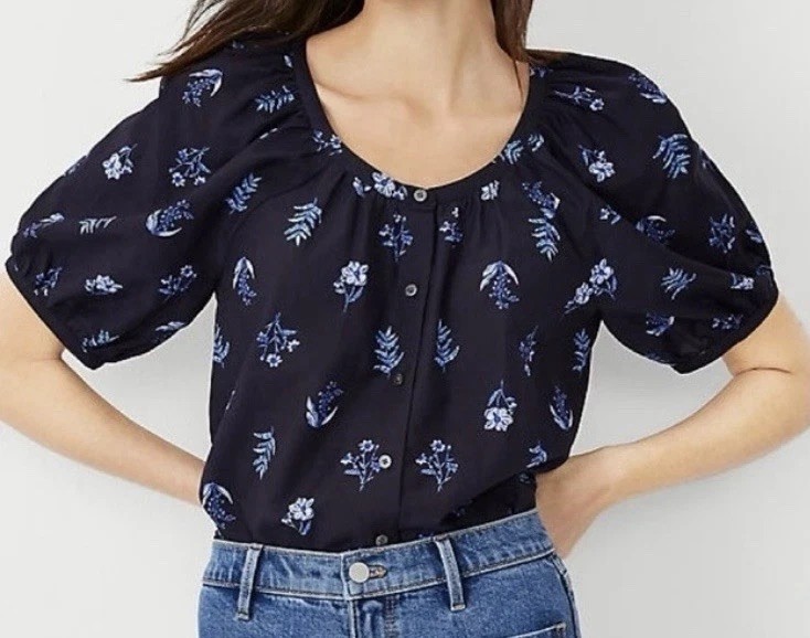 Ann Taylor Women’s Floral Cotton Blend Blouson Sleeve Button Top in Night Sky XL