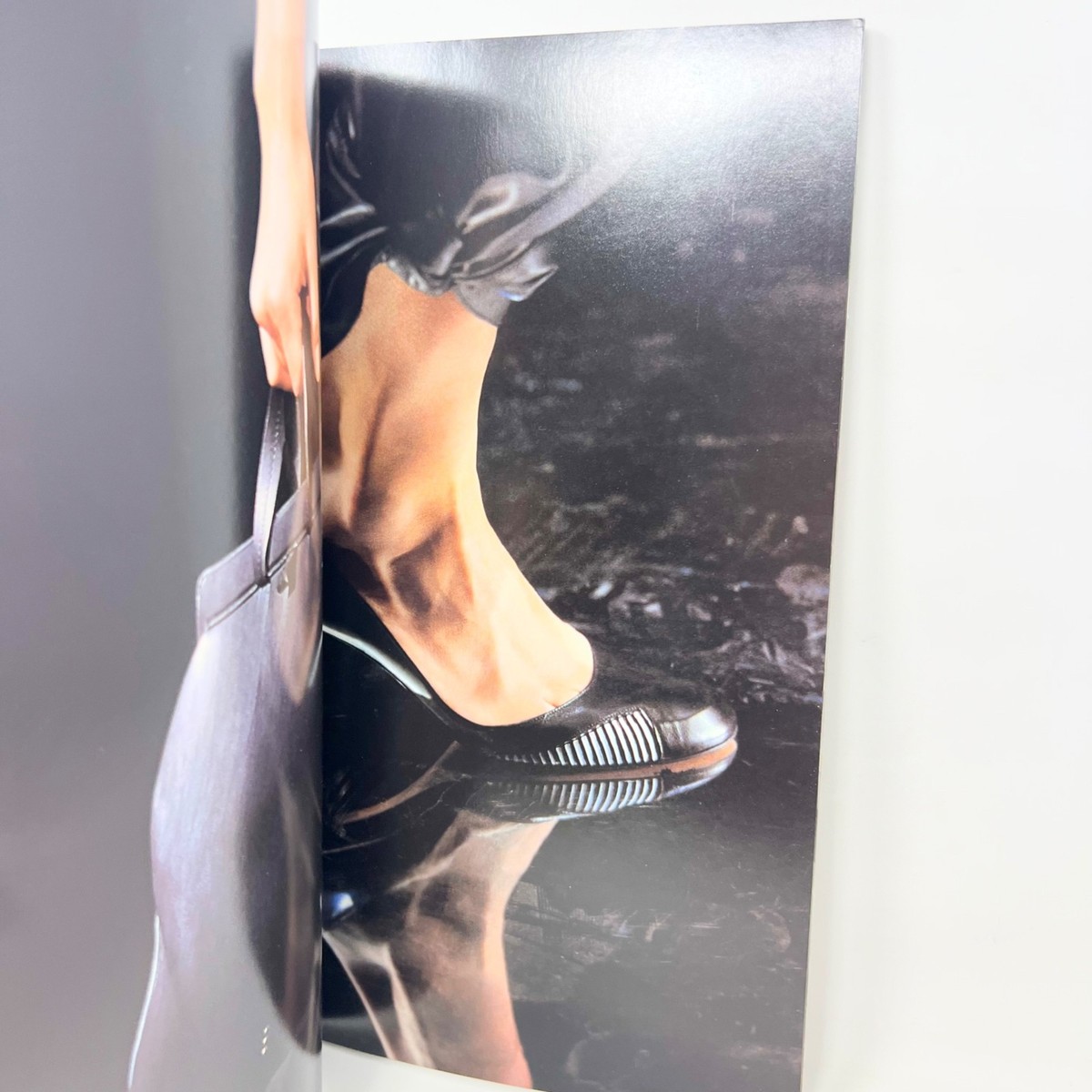VINTAGE EMPORIO ARMANI spring/summer 2002 FASHION & ACCESSORIES