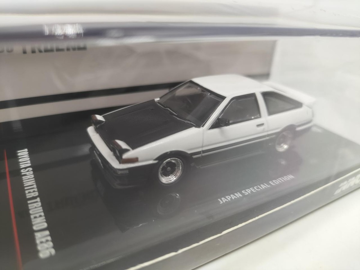 INNO Models 1/64 TOYOTA SPRINTER TRUENO AE86 JAPAN SPECIAL