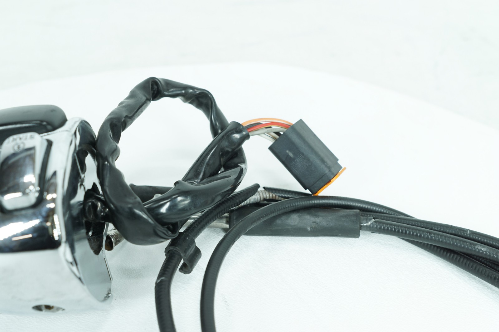 00 Harley Sportster XL 1200 Custom OEM Right Engine Start Kill Switches Controls