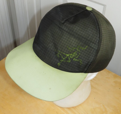 Arc'teryx Bird Word Trucker Curved Performance Hat Adjustable O/S *Read*