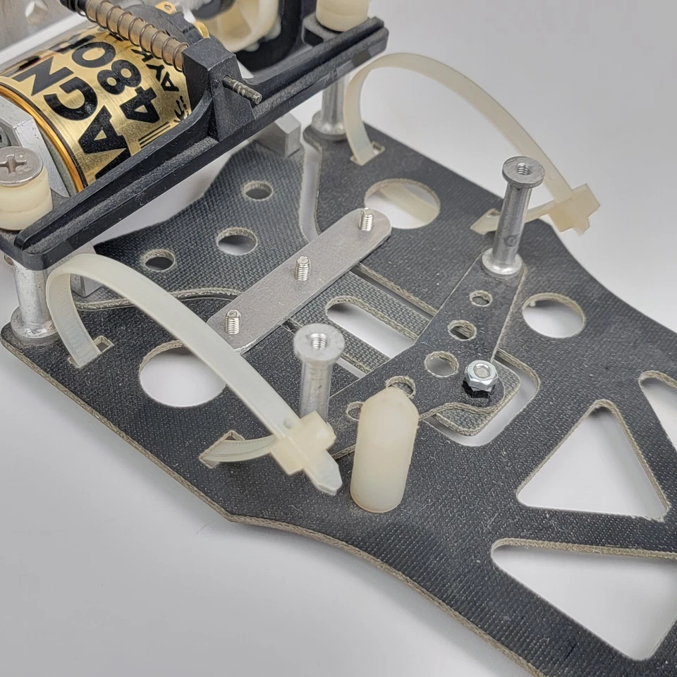 Vintage 1985 AYK 1/12 NX201 Ishihara Roadrunner W/New Magnum 480R Motor pan car - Image 3 of 4