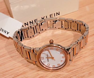 NWT 2Tone Anne Klein White Mother Of Pearl Scratch Resistant  display picture 1