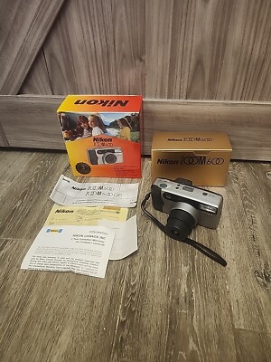 Nikon zoom 600 AF 38-110mm Panorama Quart Date 35mm P&S film