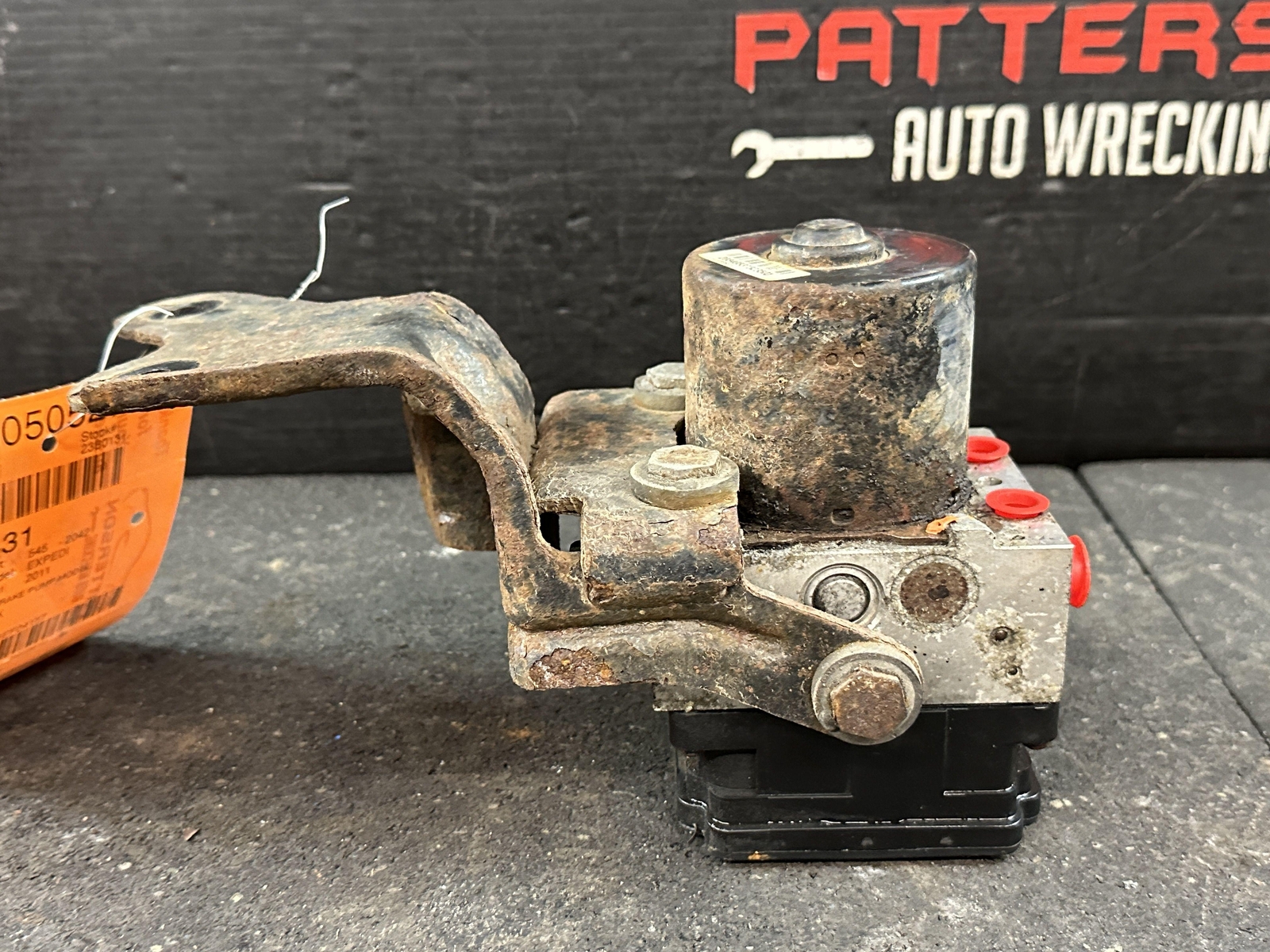 2011 FORD EXPEDITION ANTILOCK ABS BRAKE PUMP MODULE MODULATOR