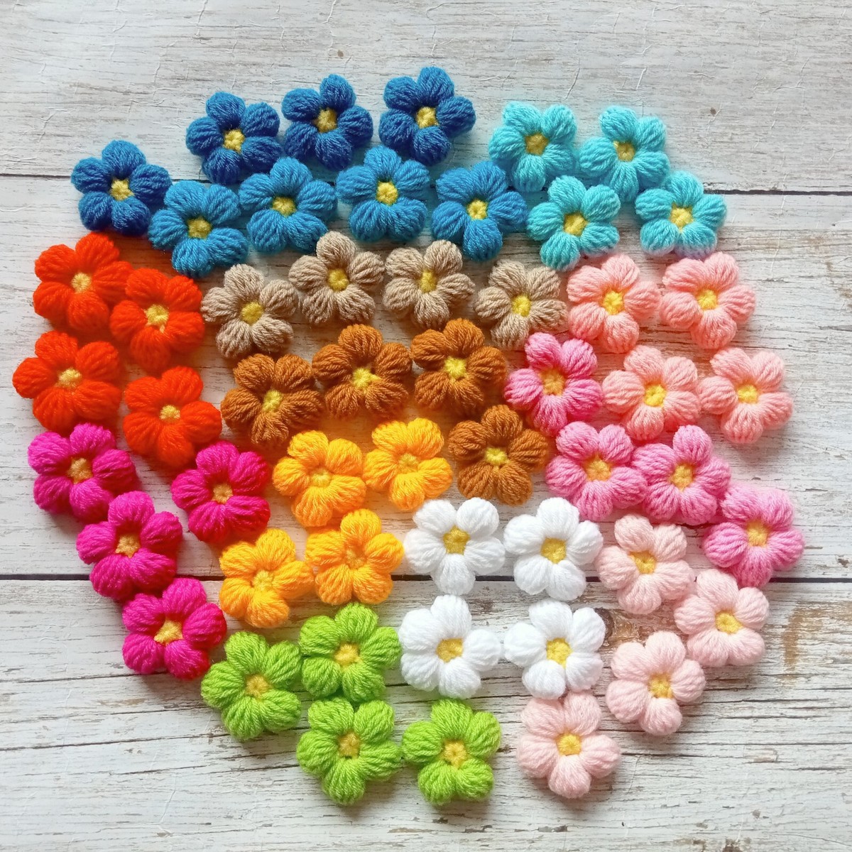 Lot 50 Crochet Flowers Puff Sewing Mixed color Handmade 4 cm