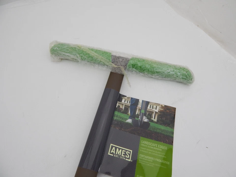 Ames Landscape Sidewalk Flower Bed Arched Blade Long Handled Border Edger  - Image 4 of 4
