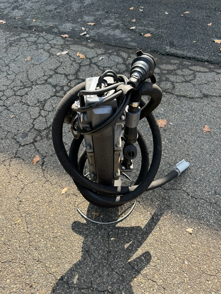 BOMBA AMOLADORA SISTEMA ALCANTARILLADO EONE EXTREME RESTAURADA W200 EONE SERIE W SERIE D Foto 3 de 4