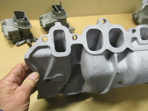 1968 Corvette 427 400hp Tripower Oval Port Intake and Carbs GM 3919850 3659 4055 - Picture 13 of 22