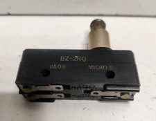 NEW OLD STOCK MICRO-SWITCH 15A 480V SPDT BASIC PLUNGER SWITCH BZ-2RQ