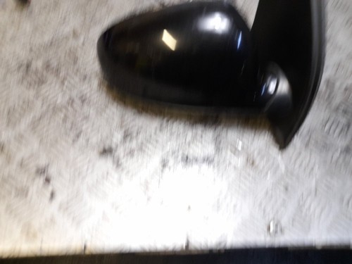 VOLKSWAGEN GOLF MK5 03-08 DOOR WING MIRROR ELECTRIC DRIVERS SIDE OFFSIDE RIGHT - Picture 2 of 4