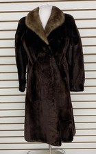 Beautiful Vintage Sheared Beaver Coat with Natural Mink Collar: Notes