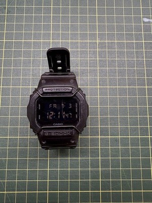 CASIO G-SHOCK DW-5600BB Working Unisex Analog Wristwatch Pre-Owned Japan Import