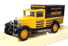 Solido 1/43 Scale 4407 - Citroen C4F Truck - Grands Magasins Printemps