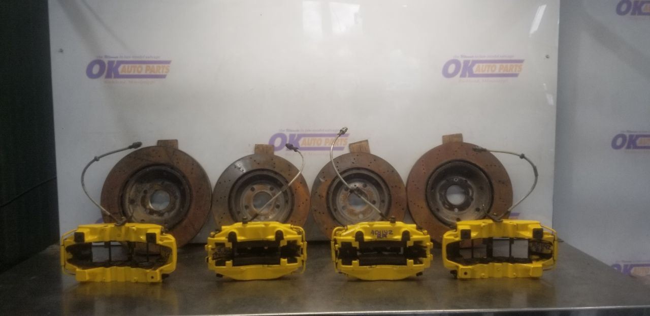 Lamborghini Gallardo 2004 Brembo brake calipers with pads Set Yellow