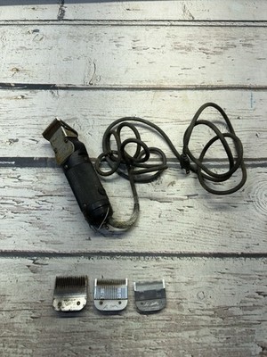 VTG Oster Model-10 Heavy Duty Progienic Electric Clippers Extra Heads UNTESTED