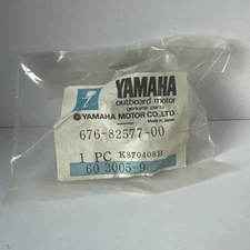 Genuine Yamaha Marine 676-82577-00 Rubber Key Cap OEM  superseded by676-82577-01
